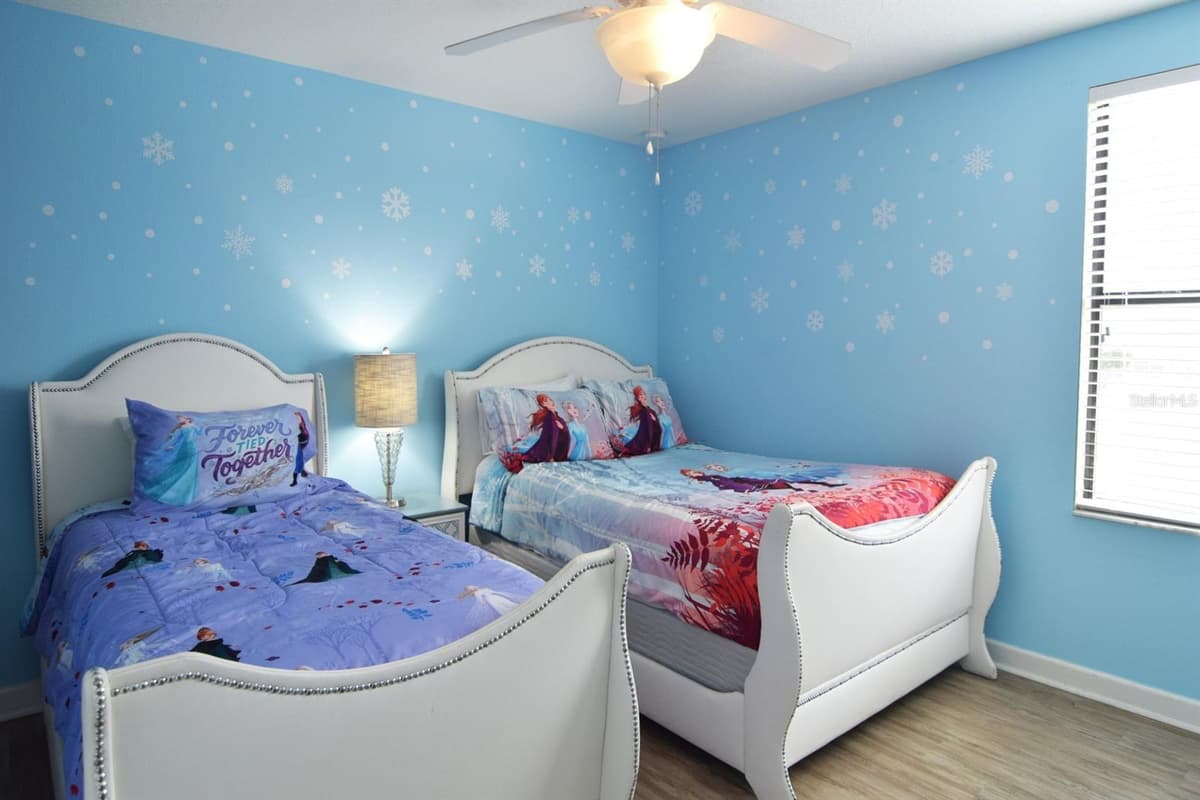 1402 MOON VALLEY DRIVE — photo 44 of 68