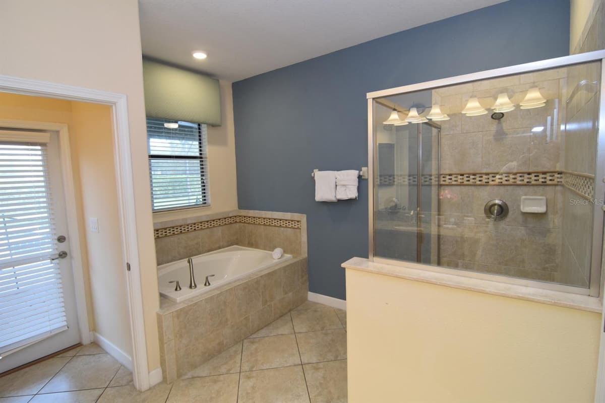 1402 MOON VALLEY DRIVE — photo 28 of 68