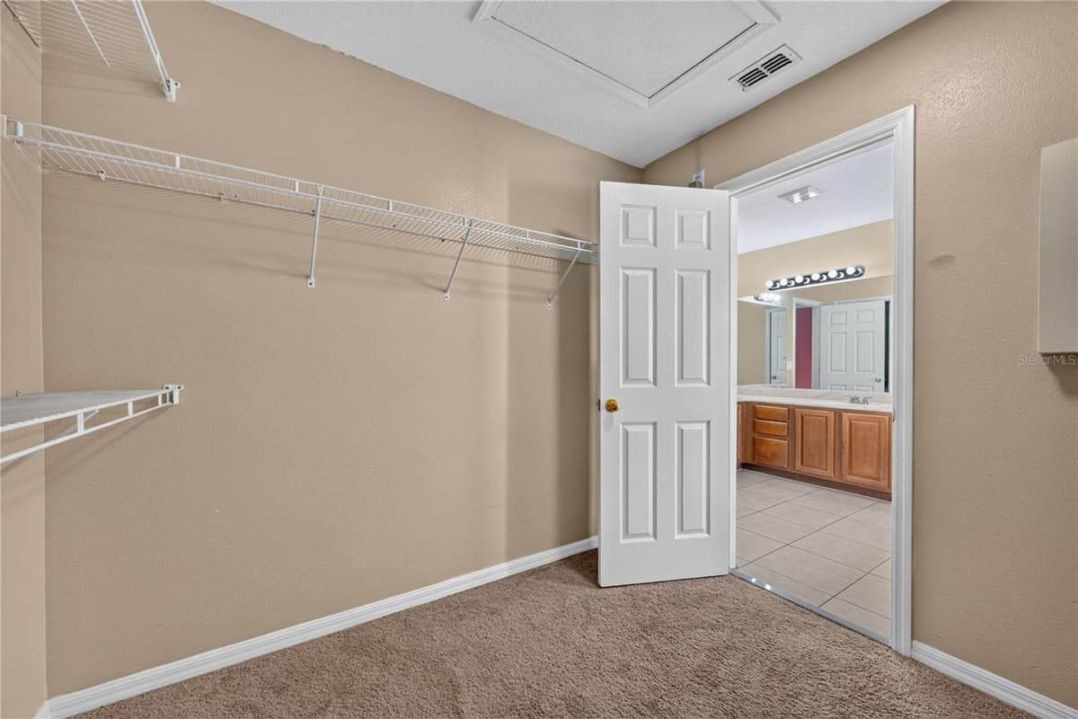 223 LARGOVISTA DR. — photo 37 of 55