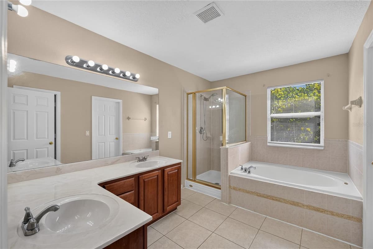 223 LARGOVISTA DR. — photo 32 of 55
