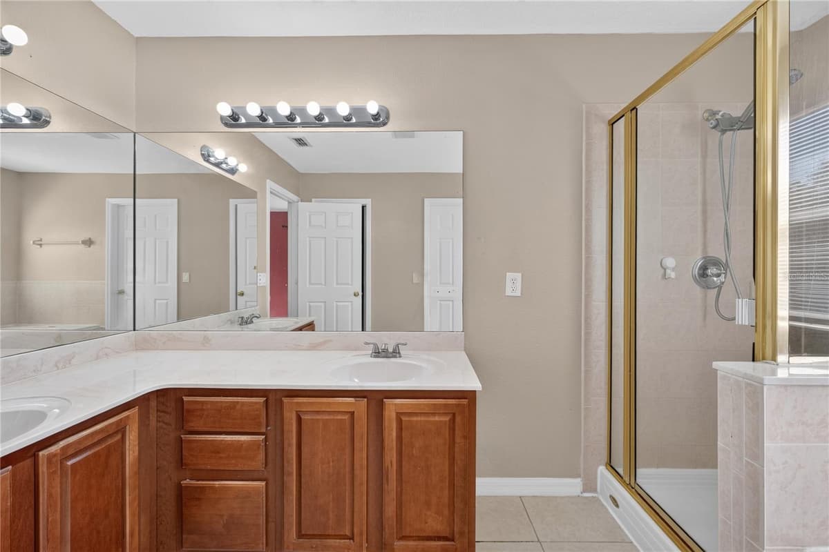 223 LARGOVISTA DR. — photo 34 of 55