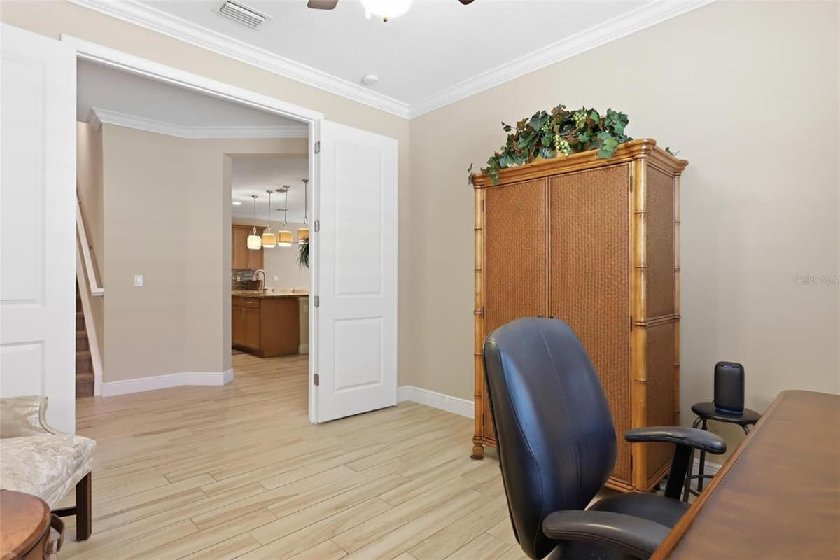 918 VICTORIA HILLS DRIVE — photo 12 of 64