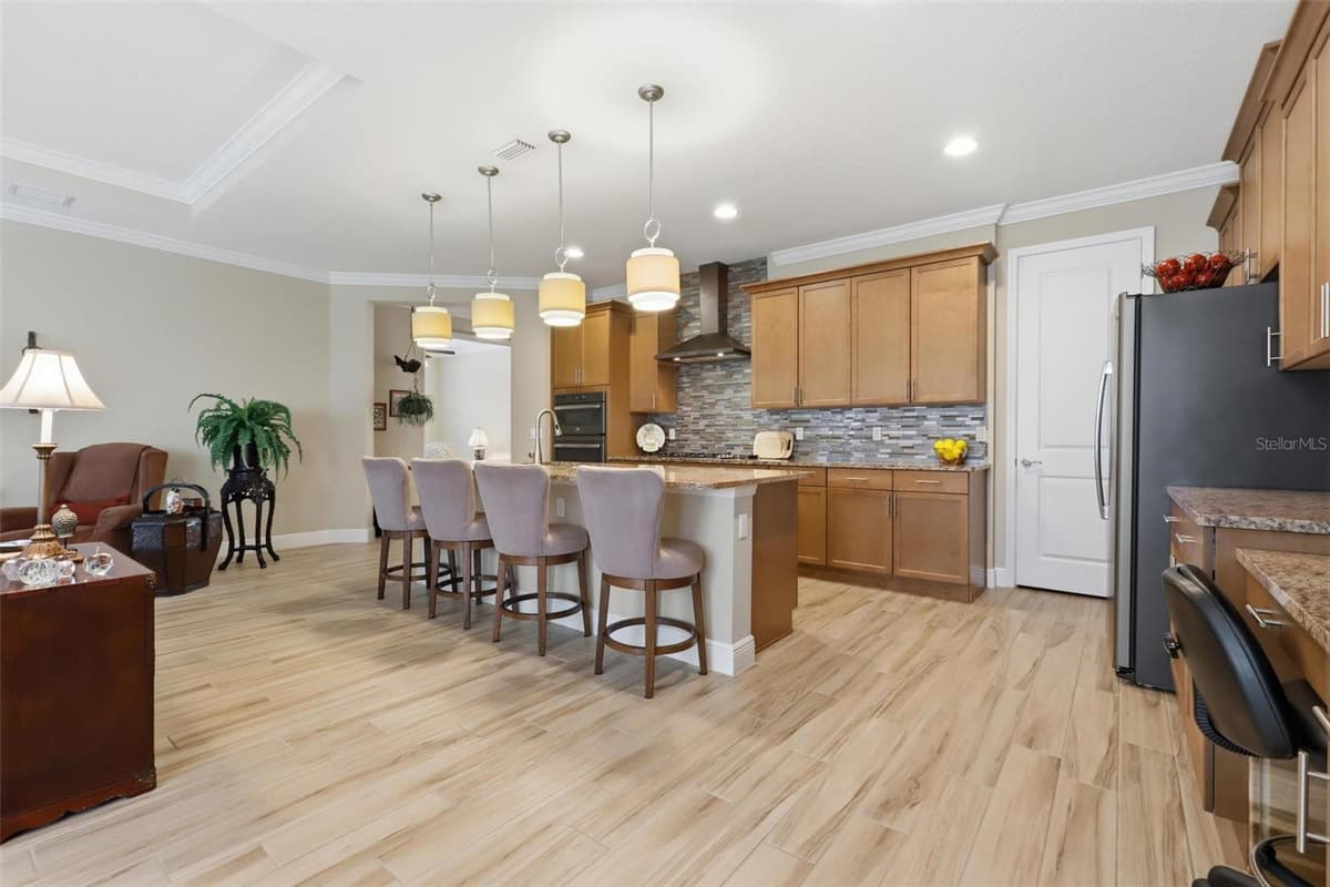 918 VICTORIA HILLS DRIVE — photo 21 of 64