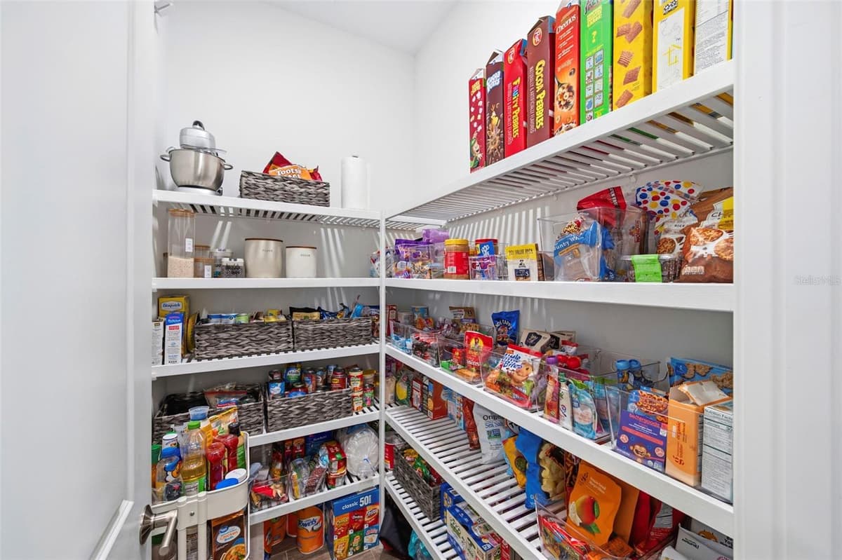 4441 ALBERO PLACE — photo 18 of 100
