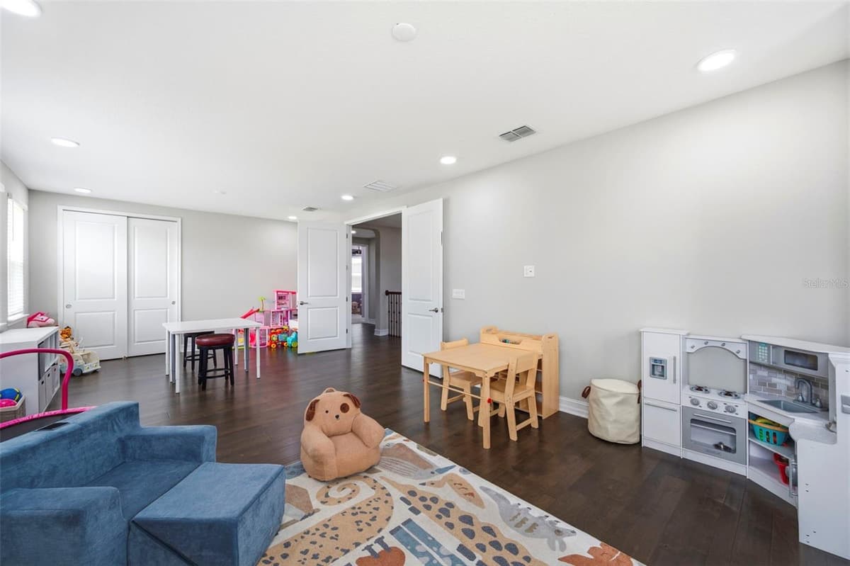 4441 ALBERO PLACE — photo 34 of 100