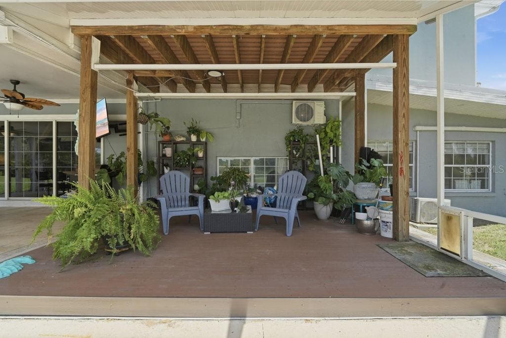 220 BRANDY COURT — photo 43 of 58