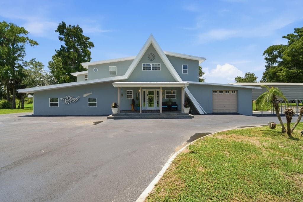 220 BRANDY COURT — photo 2 of 58