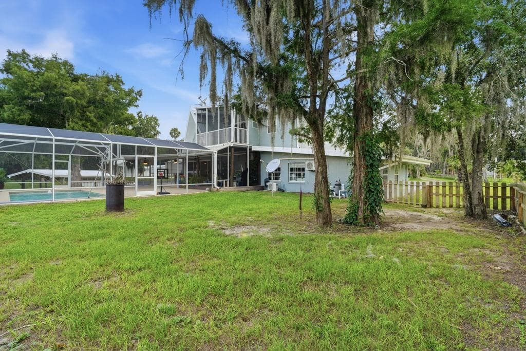 220 BRANDY COURT — photo 49 of 58