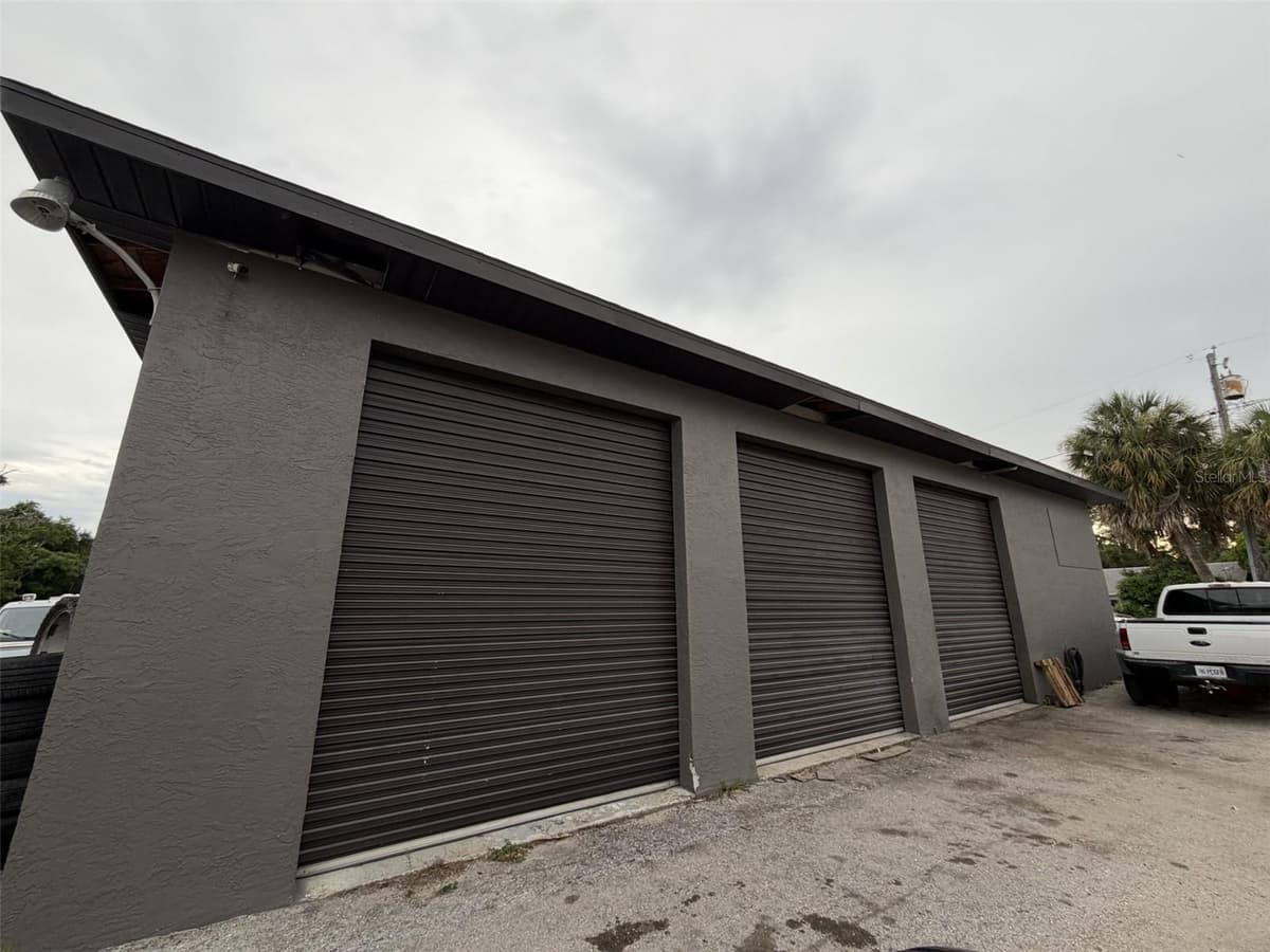 7805 CLARK MOODY BOULEVARD — photo 2 of 3