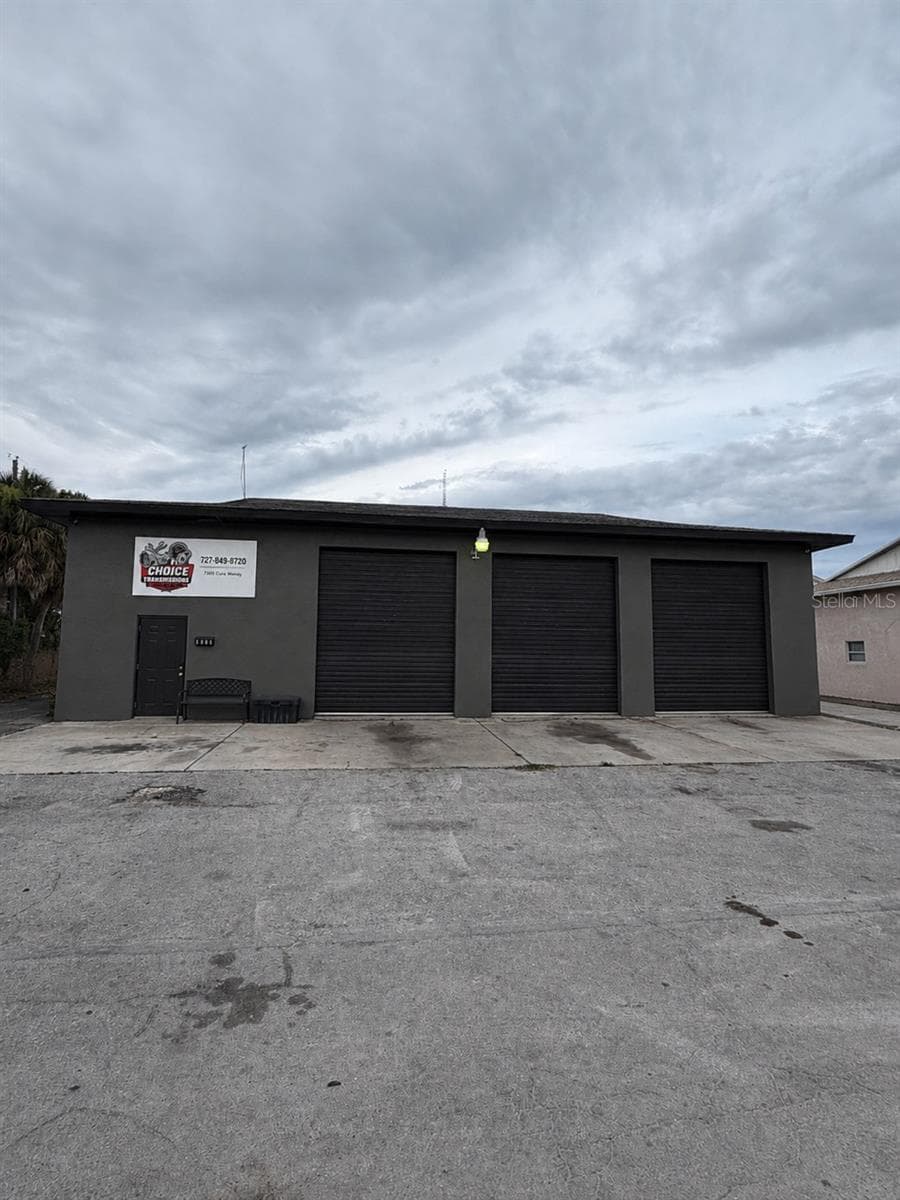 7805 CLARK MOODY BOULEVARD — photo 1 of 3