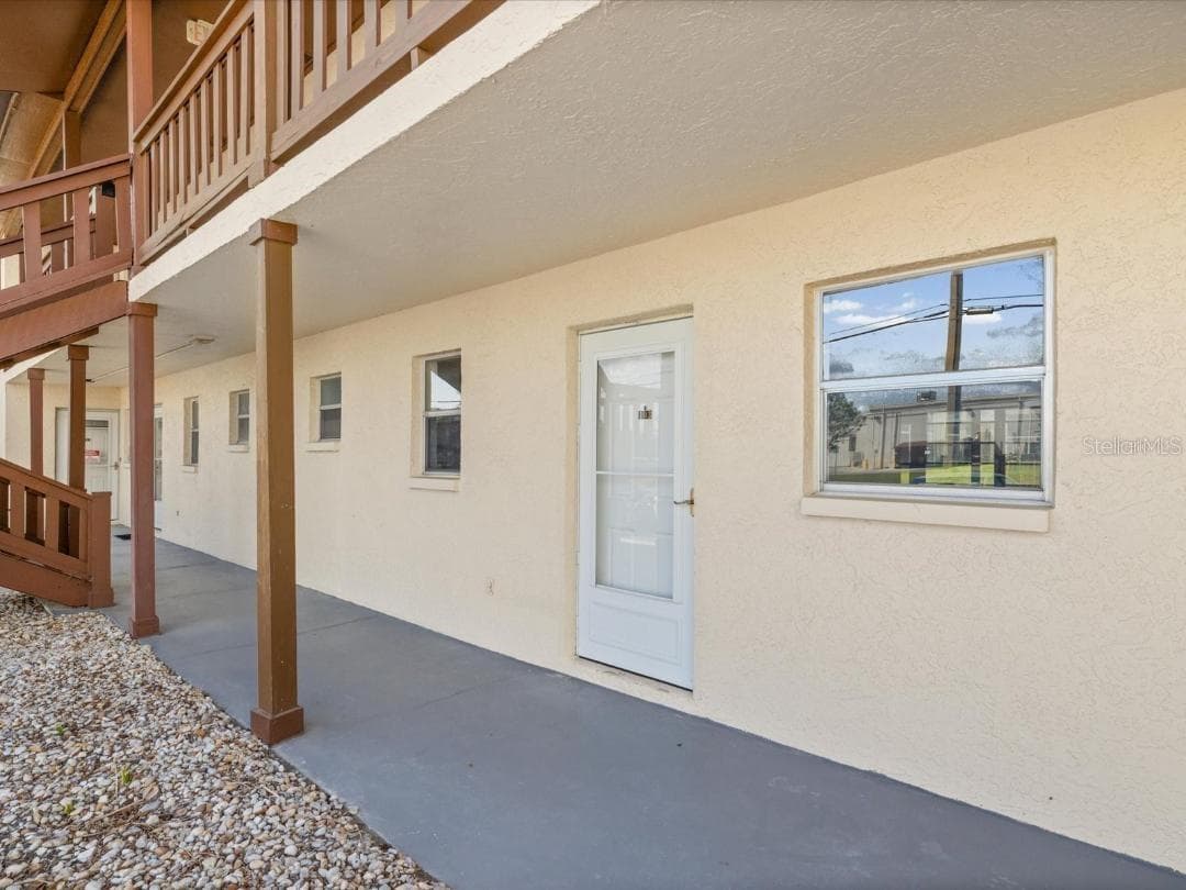 5135 GEMSTONE DRIVE — photo 16 of 26