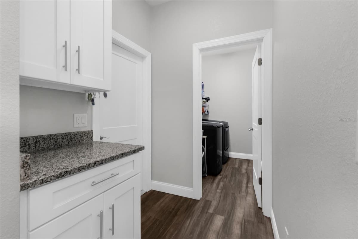 2439 WILBURN TERRACE — photo 35 of 67