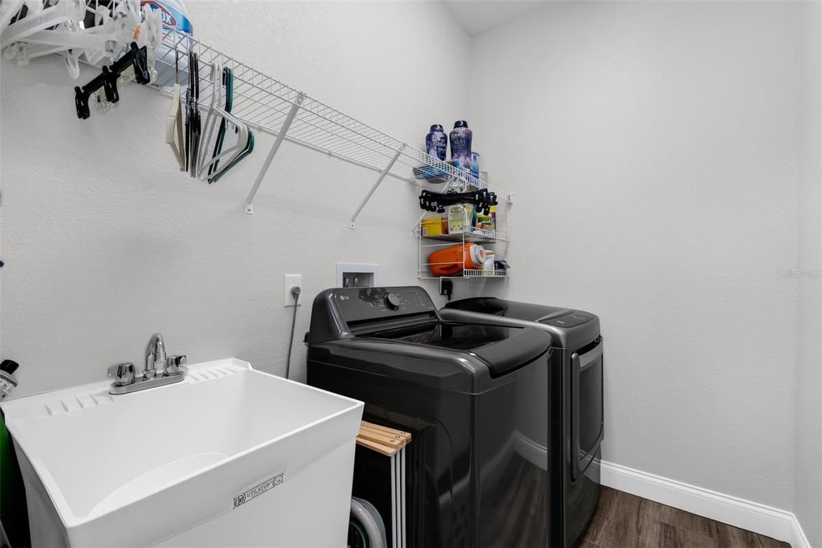 2439 WILBURN TERRACE — photo 37 of 67
