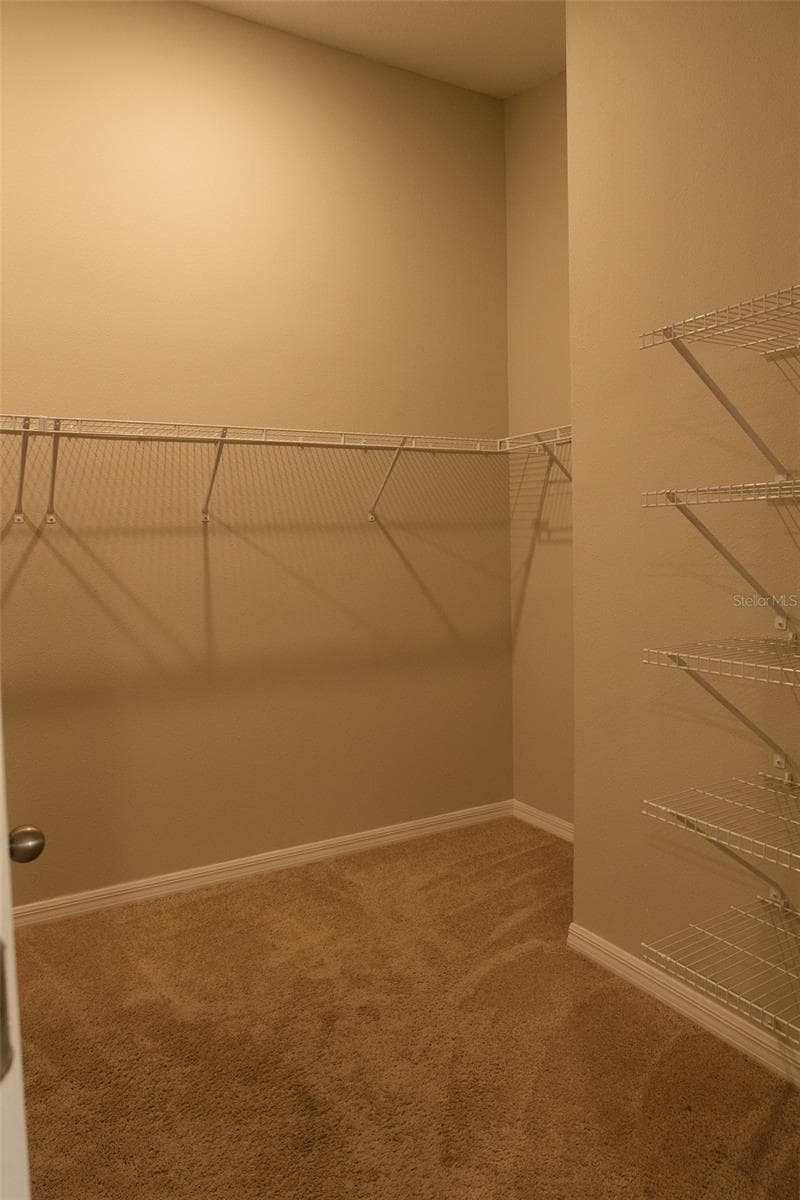1341 DERRY AVENUE — photo 20 of 39