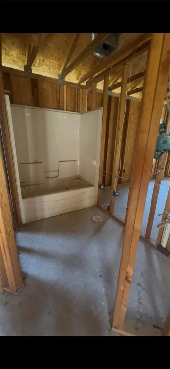 15098 35TH AVENUE ROAD — photo 5 of 15