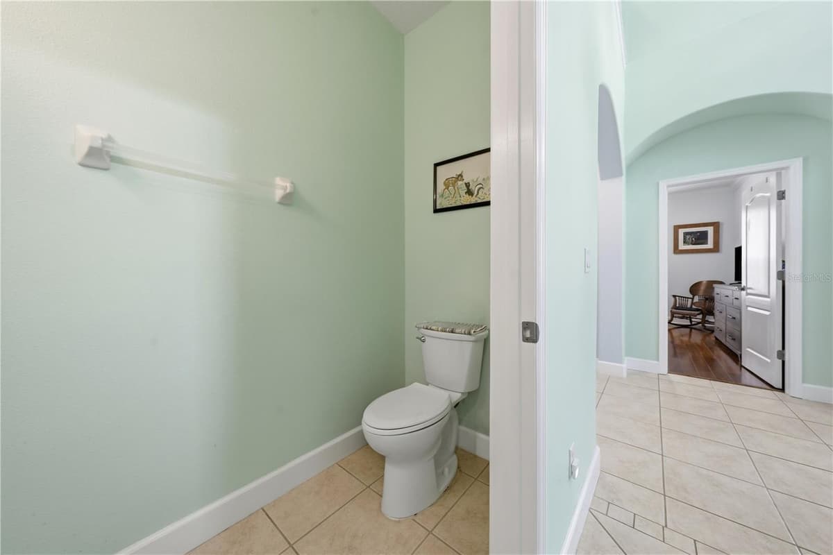 489 LUNA BELLA LANE — photo 25 of 66