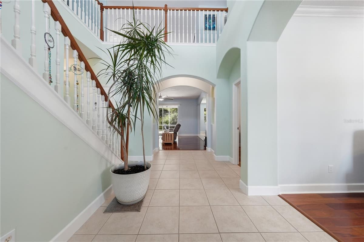 489 LUNA BELLA LANE — photo 3 of 66
