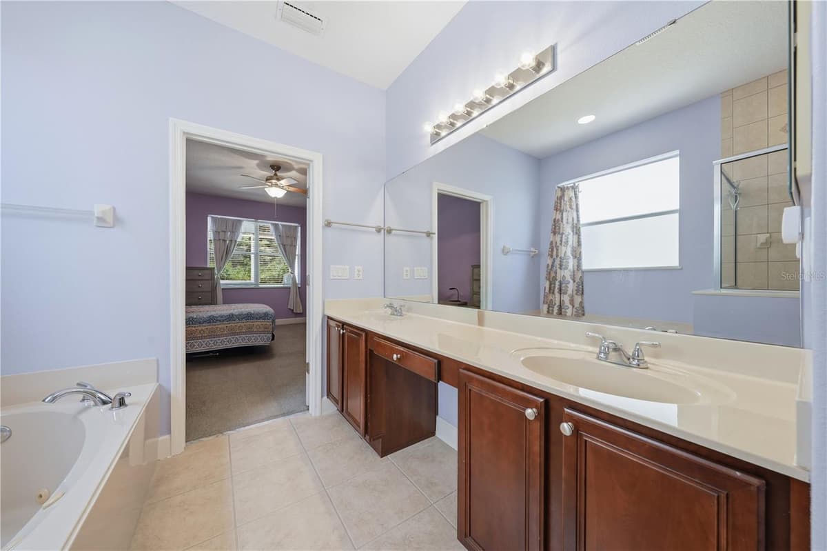 489 LUNA BELLA LANE — photo 21 of 66