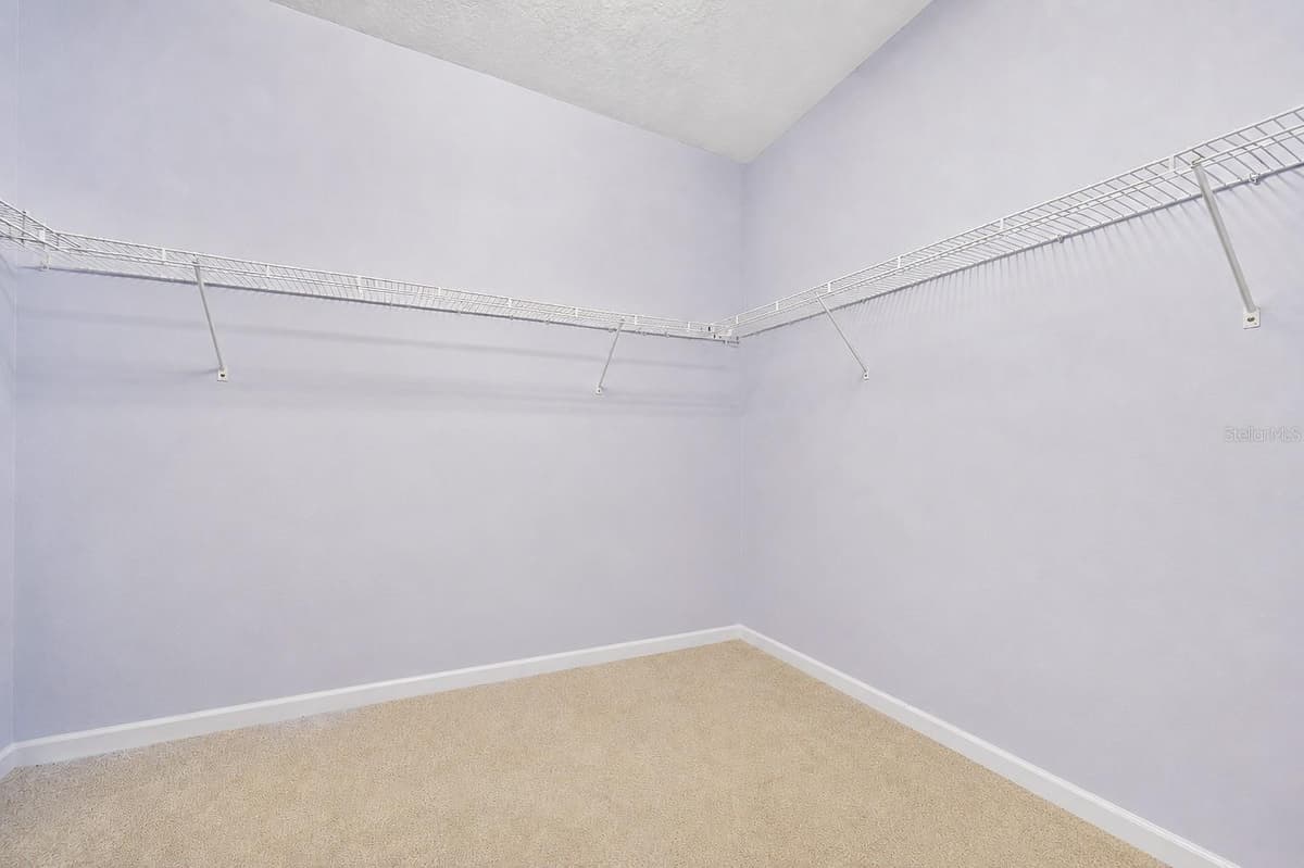489 LUNA BELLA LANE — photo 20 of 66
