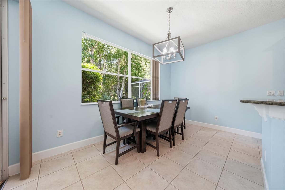 489 LUNA BELLA LANE — photo 12 of 66