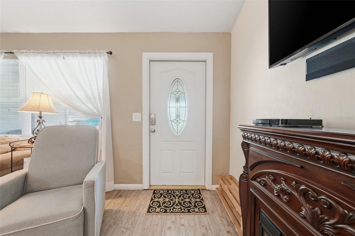 42 J KELLNER BOULEVARD — photo 15 of 42
