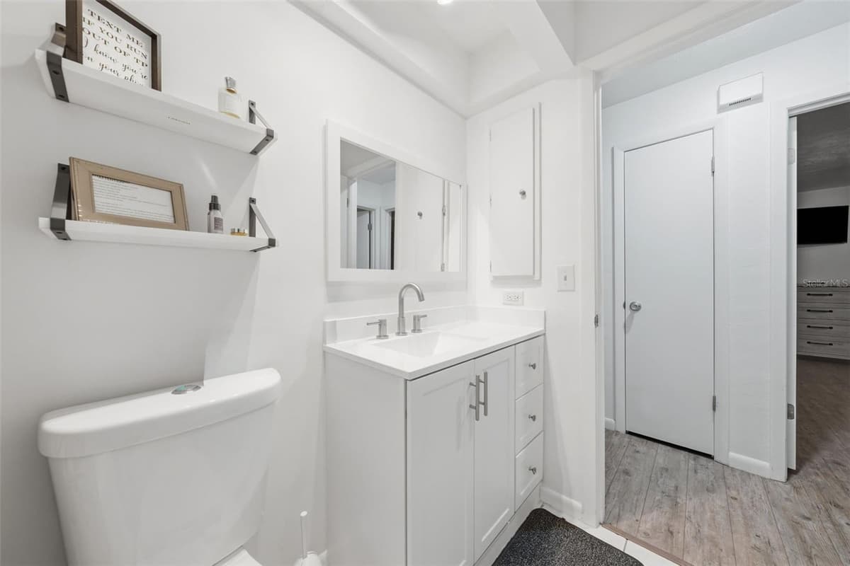 42 J KELLNER BOULEVARD — photo 19 of 42