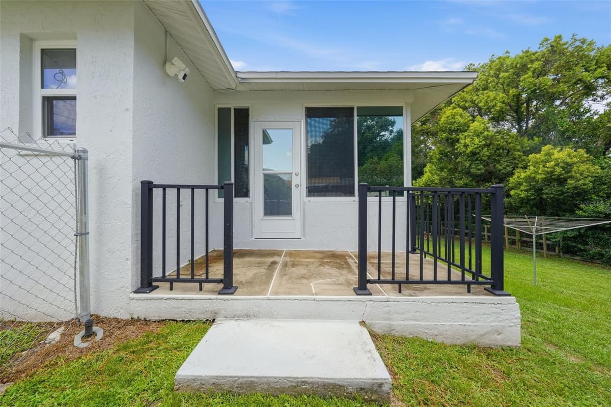 42 J KELLNER BOULEVARD — photo 10 of 42