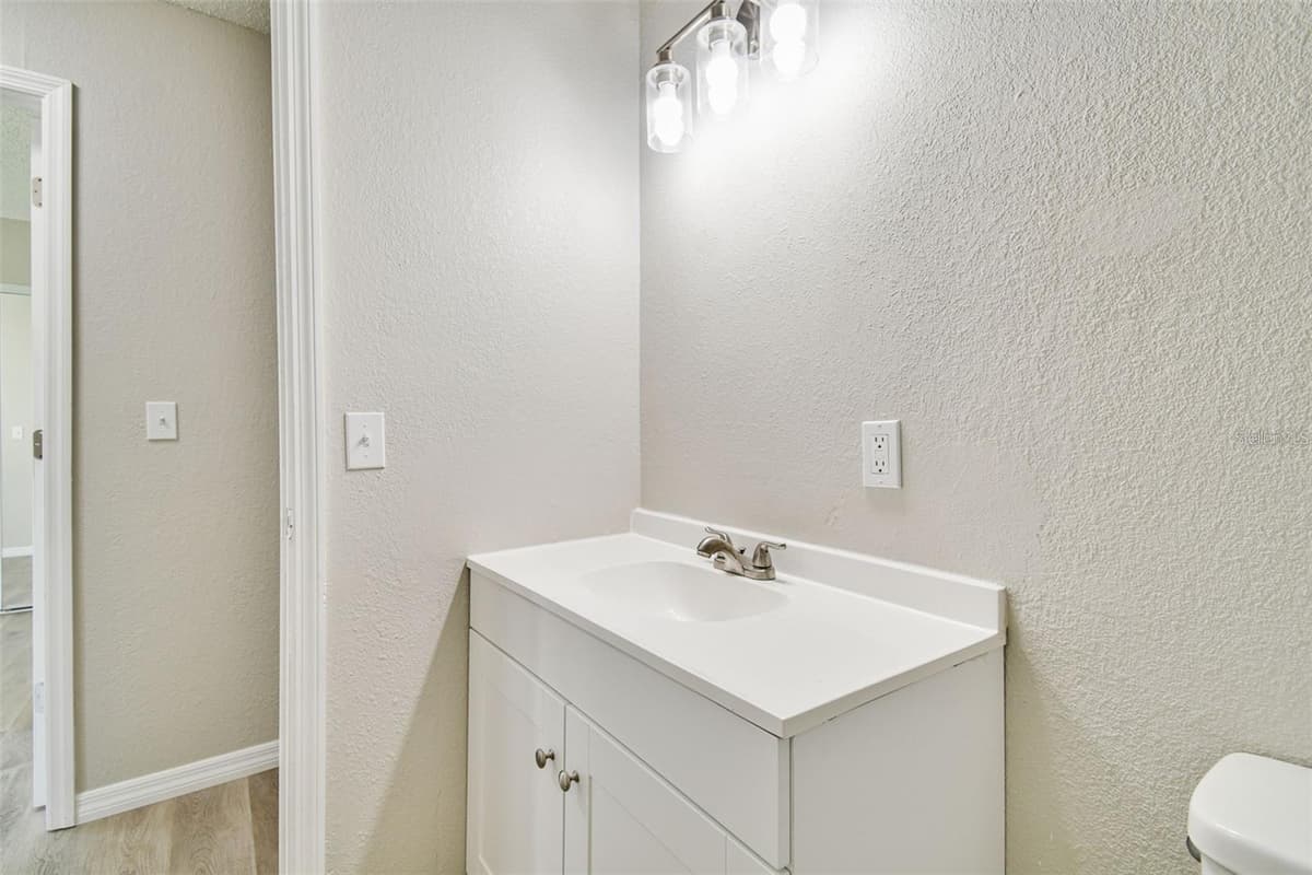 726 HAVEN PLACE — photo 31 of 46