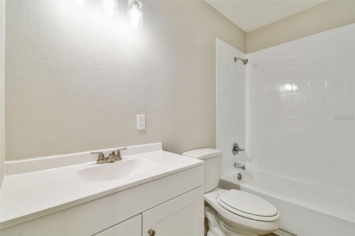 726 HAVEN PLACE — photo 37 of 46