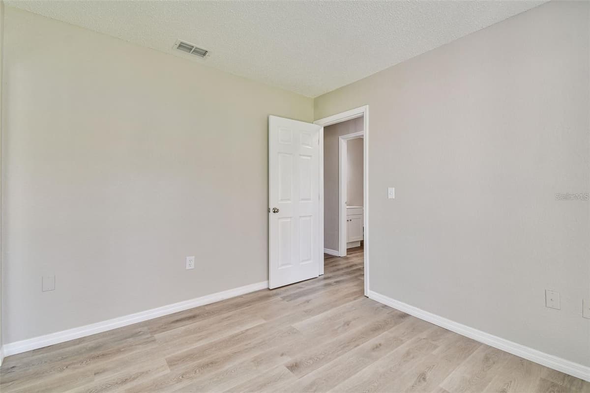726 HAVEN PLACE — photo 27 of 46