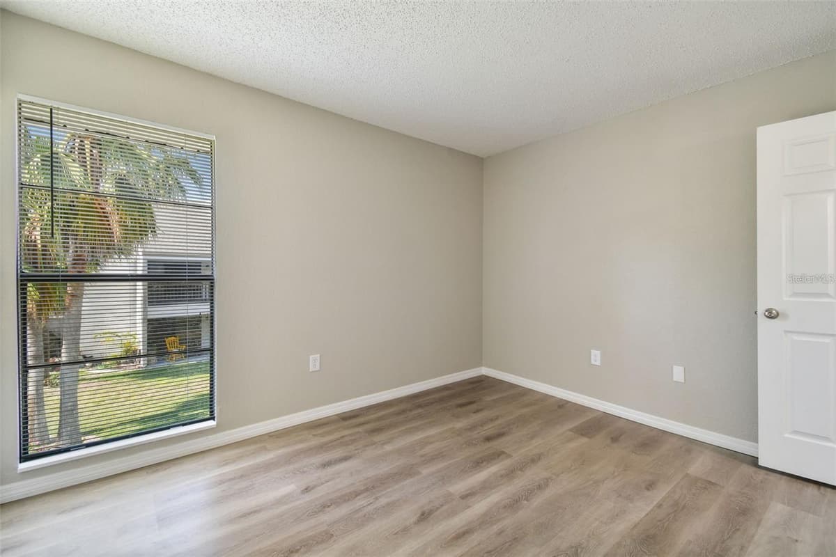726 HAVEN PLACE — photo 24 of 46