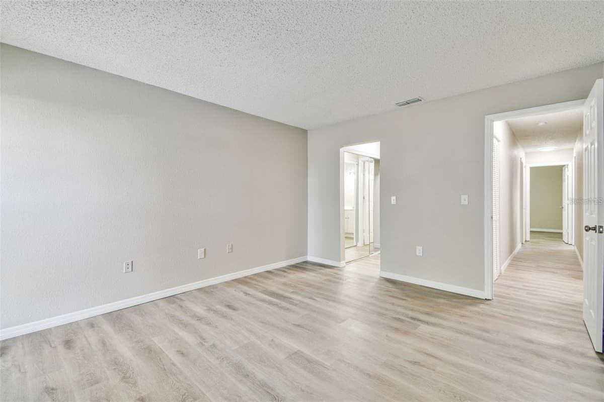 726 HAVEN PLACE — photo 36 of 46