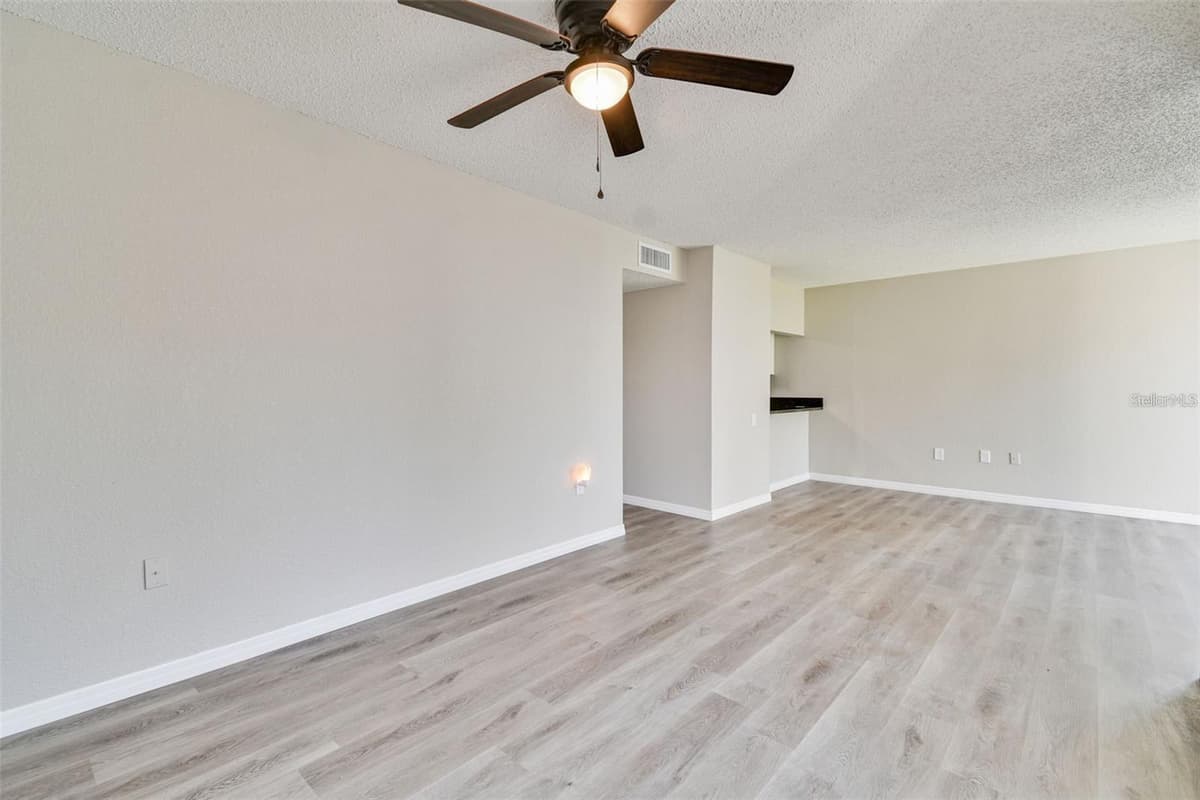 726 HAVEN PLACE — photo 16 of 46