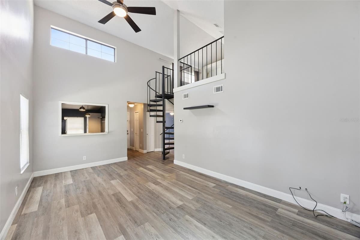 215 ARBOR CIRCLE — photo 10 of 38