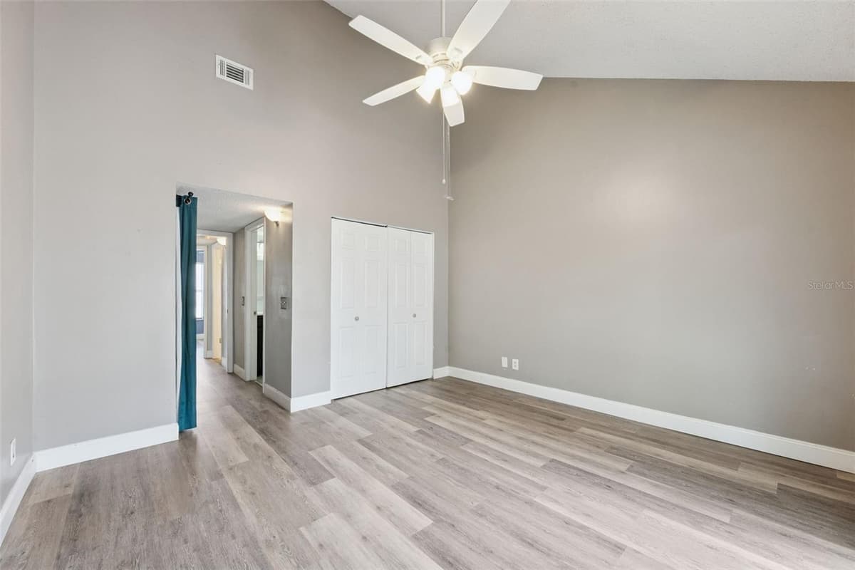 215 ARBOR CIRCLE — photo 22 of 38