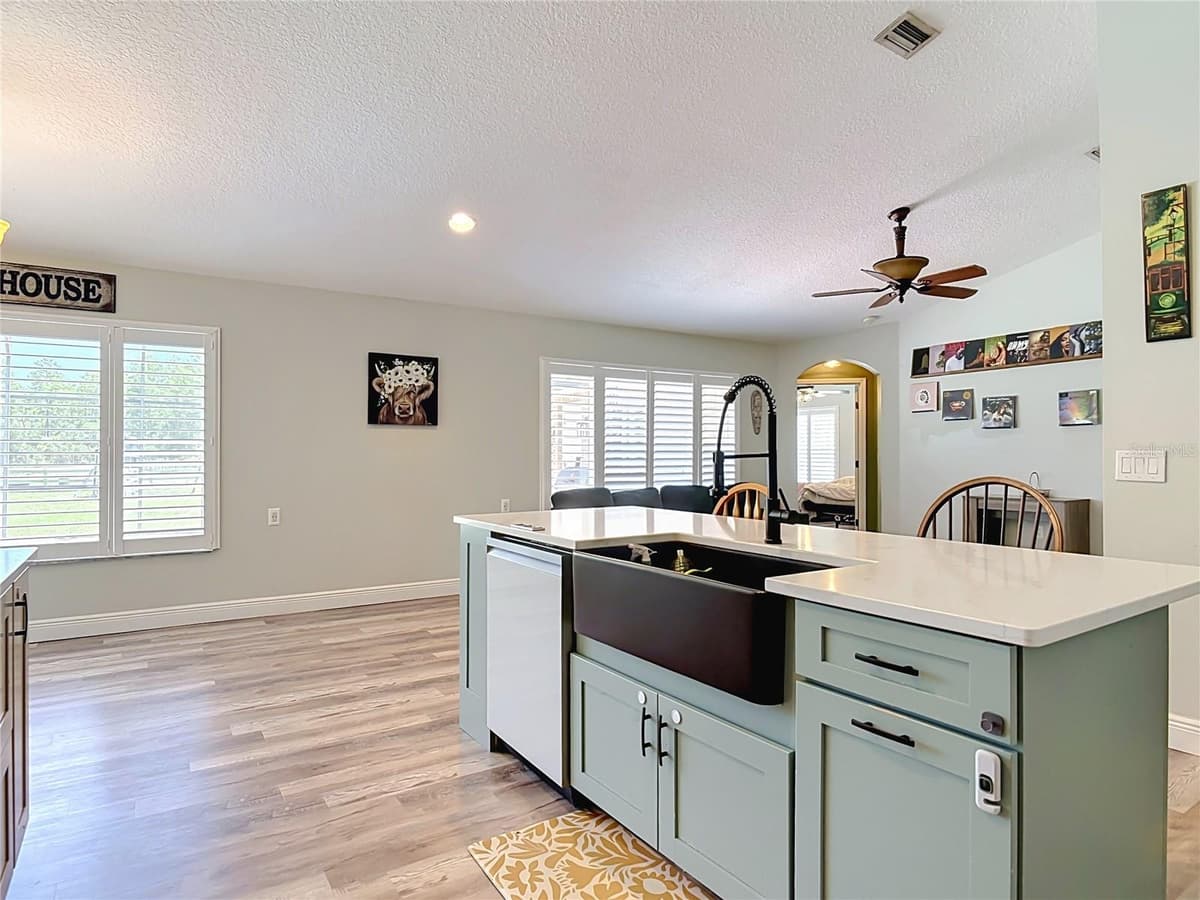 3000 LOCKWOOD BOULEVARD — photo 14 of 47
