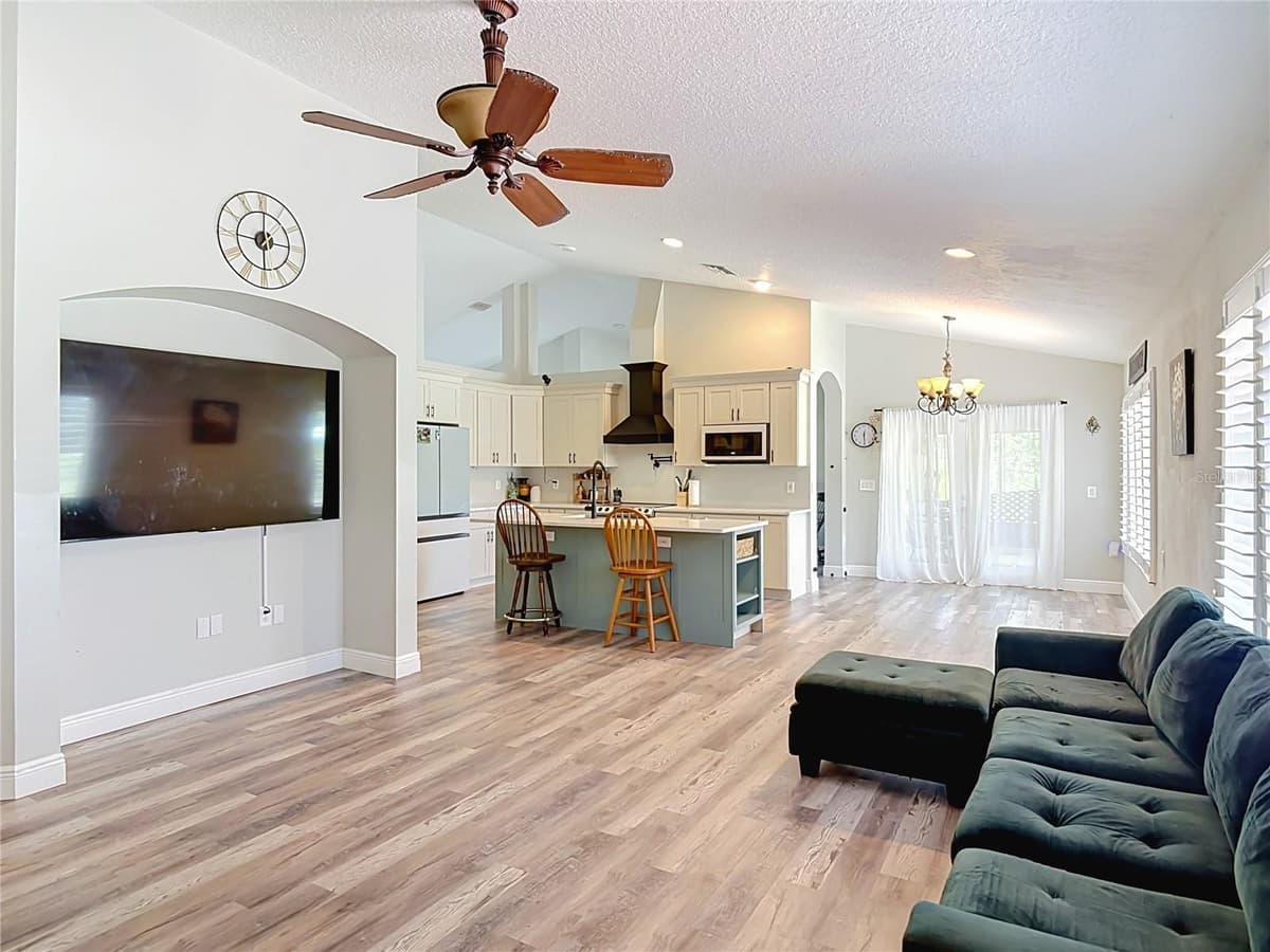 3000 LOCKWOOD BOULEVARD — photo 19 of 47