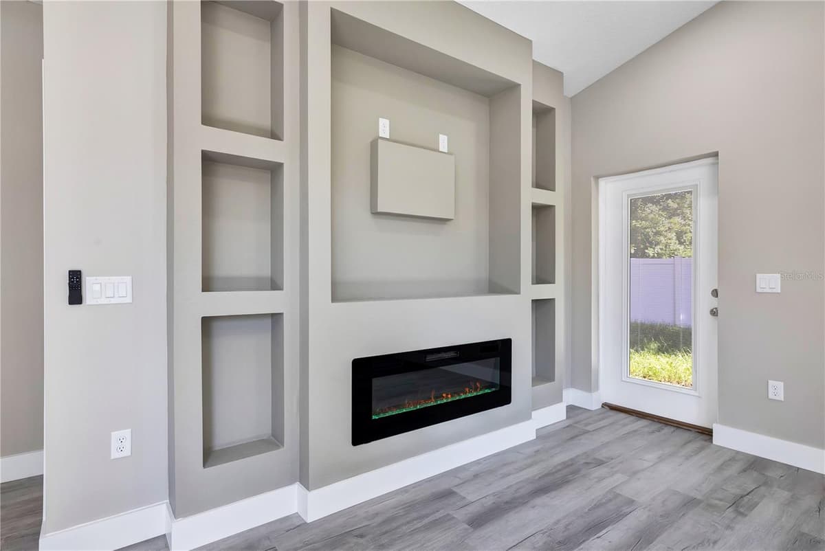 231 LAFAYETTE STREET — photo 11 of 43
