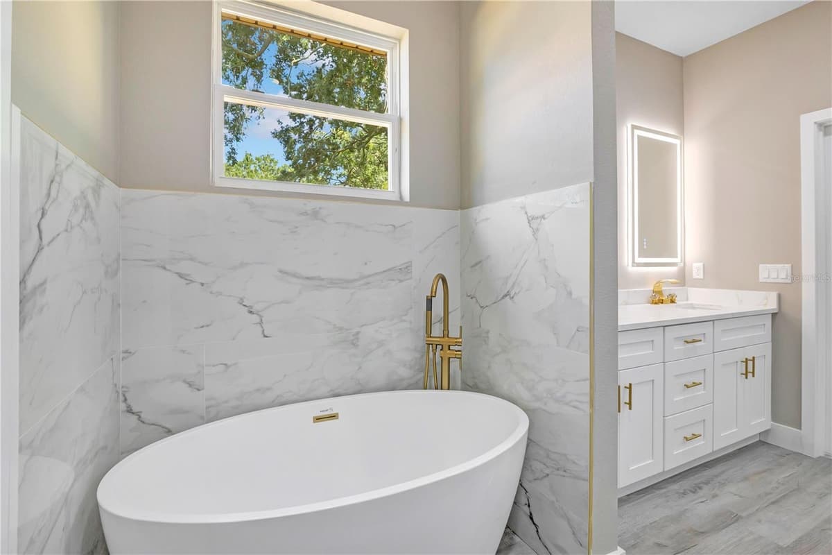 231 LAFAYETTE STREET — photo 17 of 43