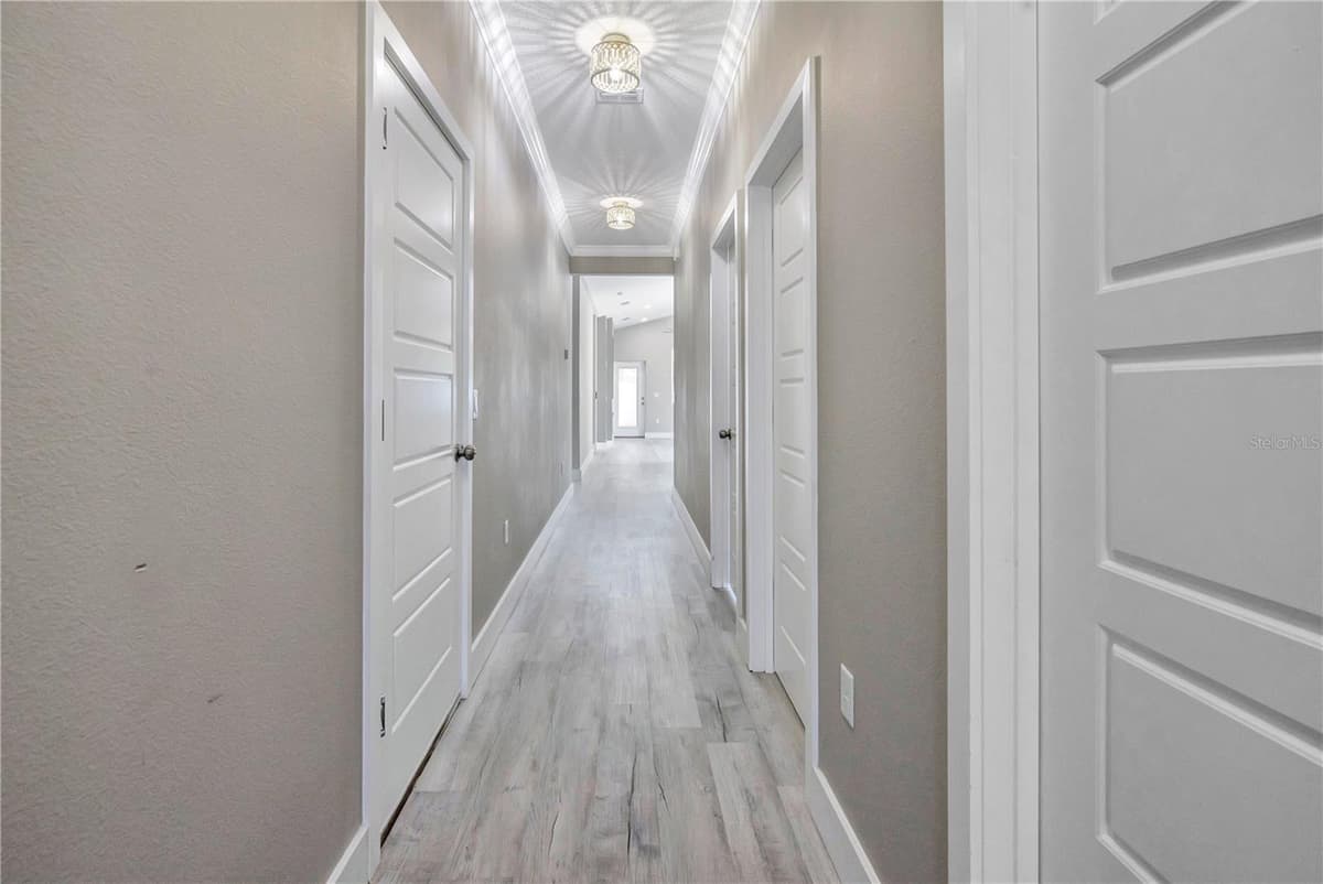 231 LAFAYETTE STREET — photo 4 of 43