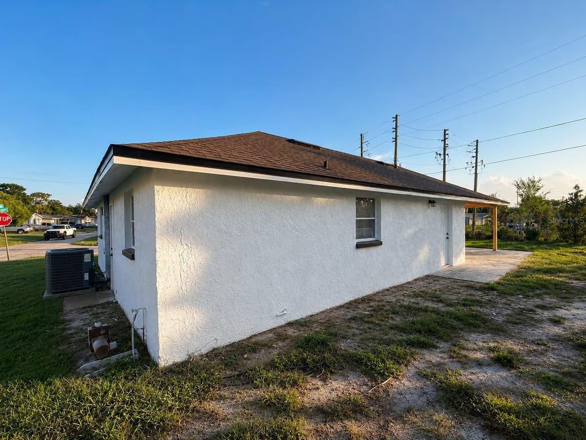 7035 PALISADE DRIVE — photo 17 of 19