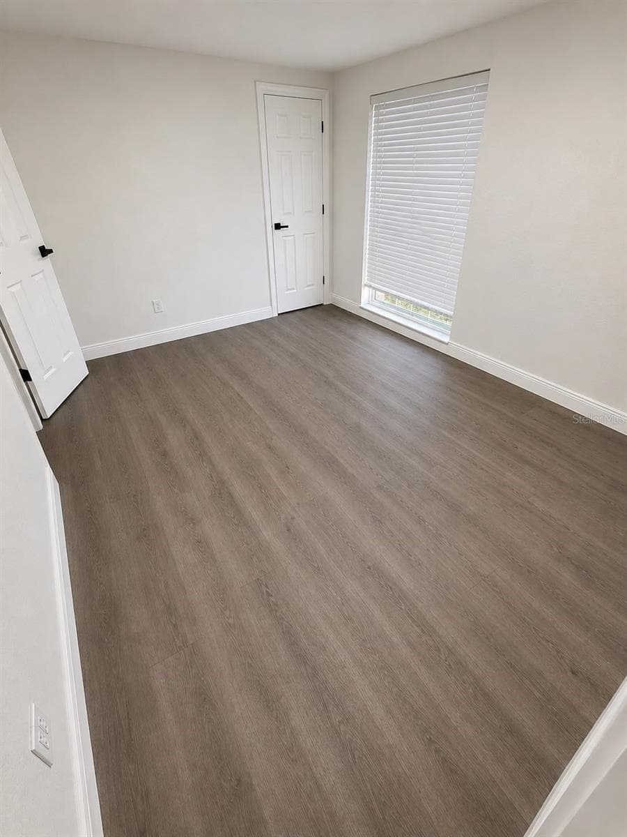 7035 PALISADE DRIVE — photo 7 of 19