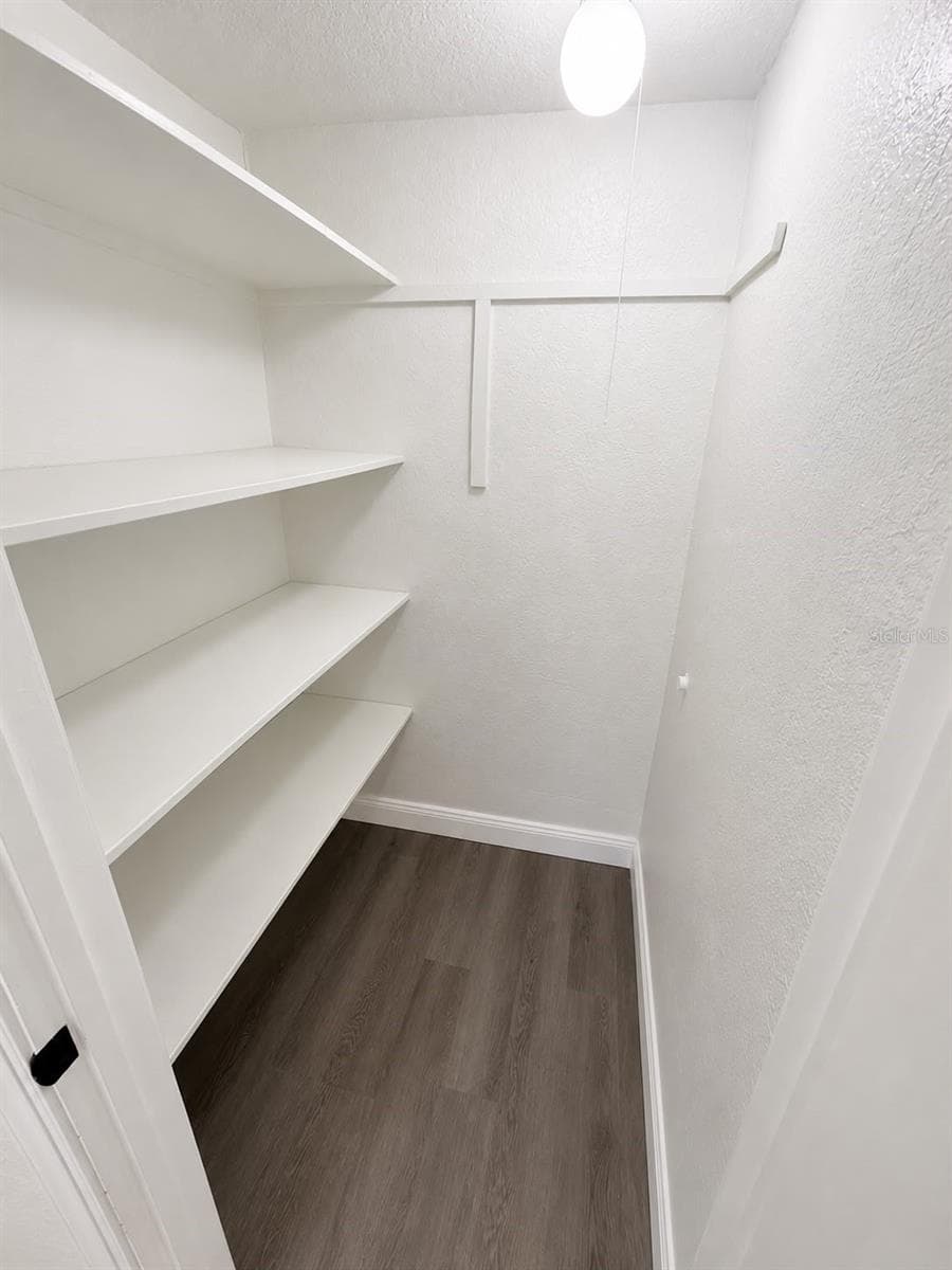 7035 PALISADE DRIVE — photo 6 of 19