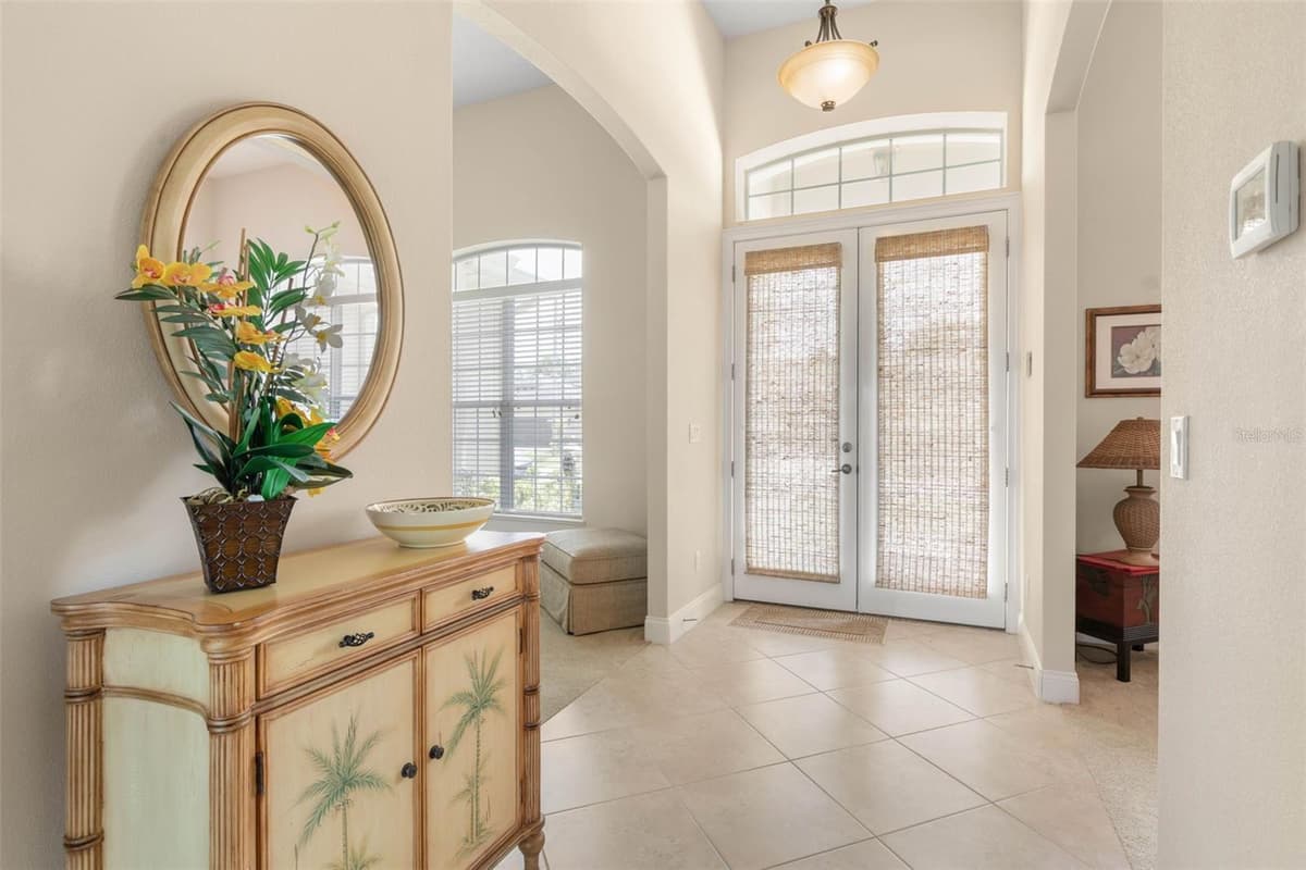 3 COCHRAN LANE — photo 10 of 83