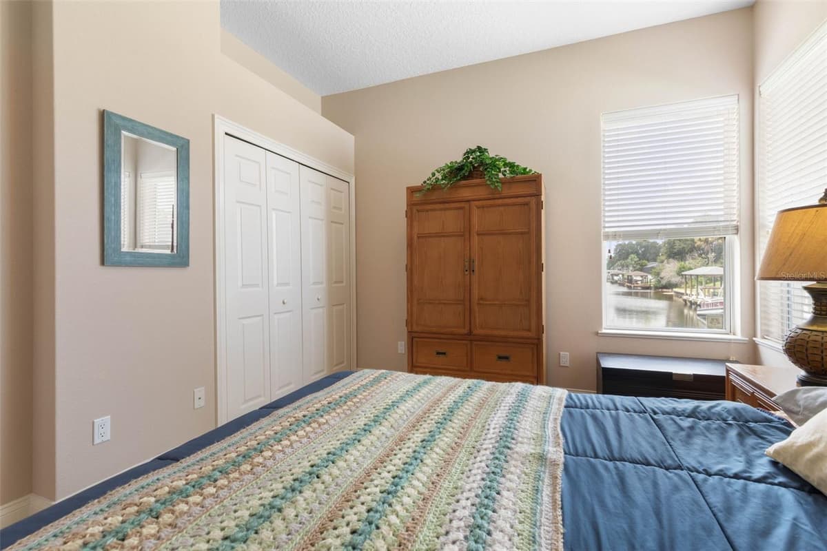 3 COCHRAN LANE — photo 37 of 83