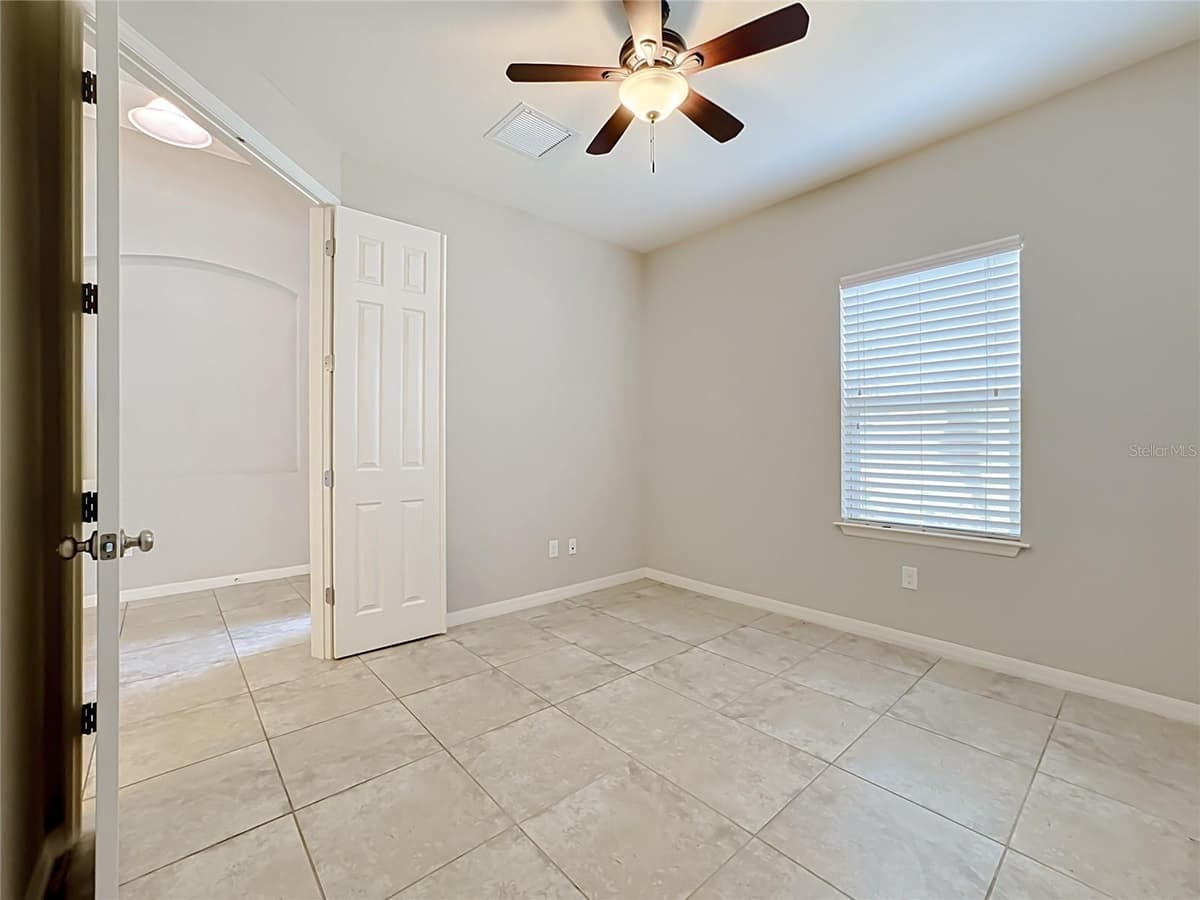 5766 MAYPOP CIR — photo 12 of 60