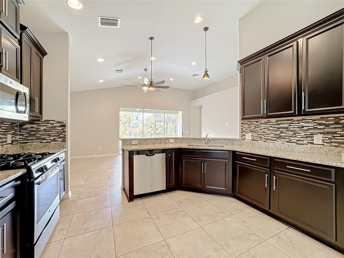 5766 MAYPOP CIR — photo 29 of 60