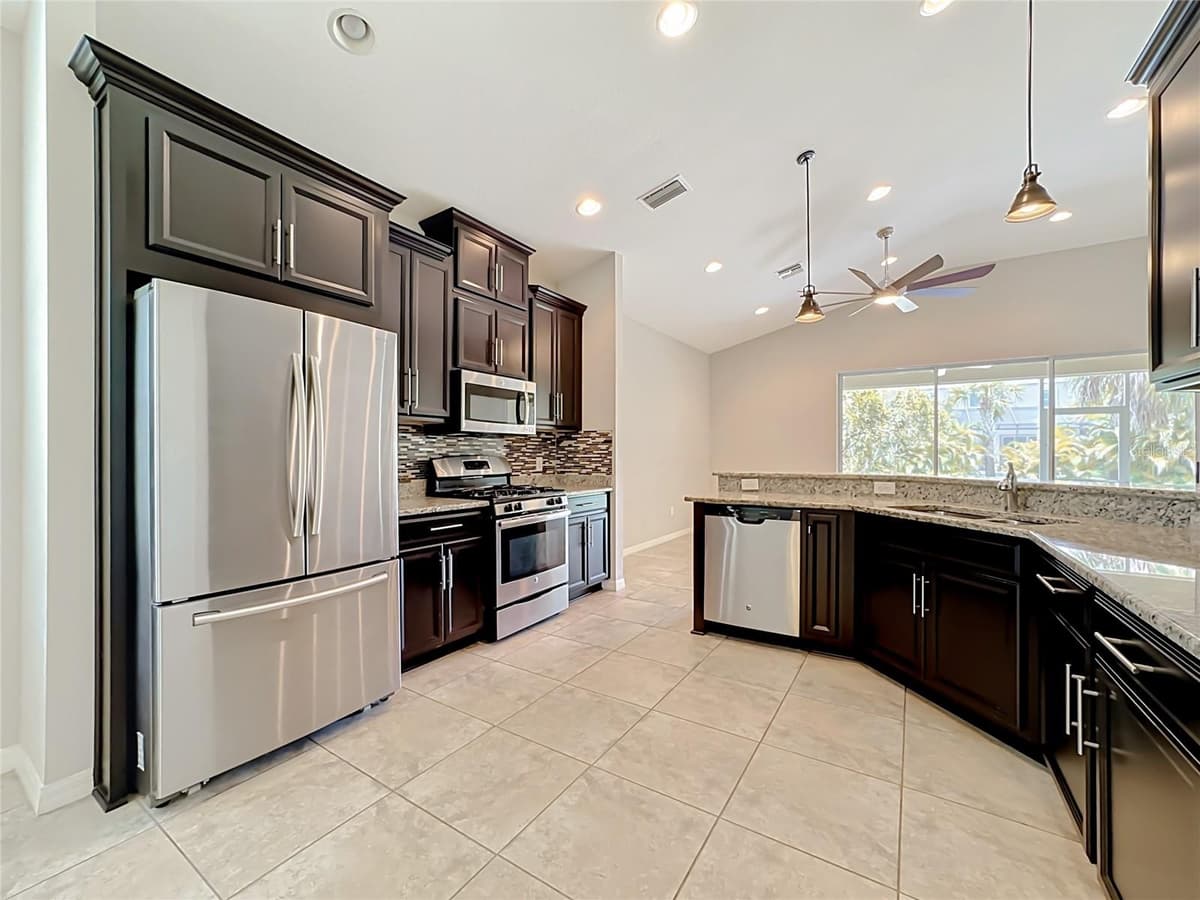 5766 MAYPOP CIR — photo 26 of 60