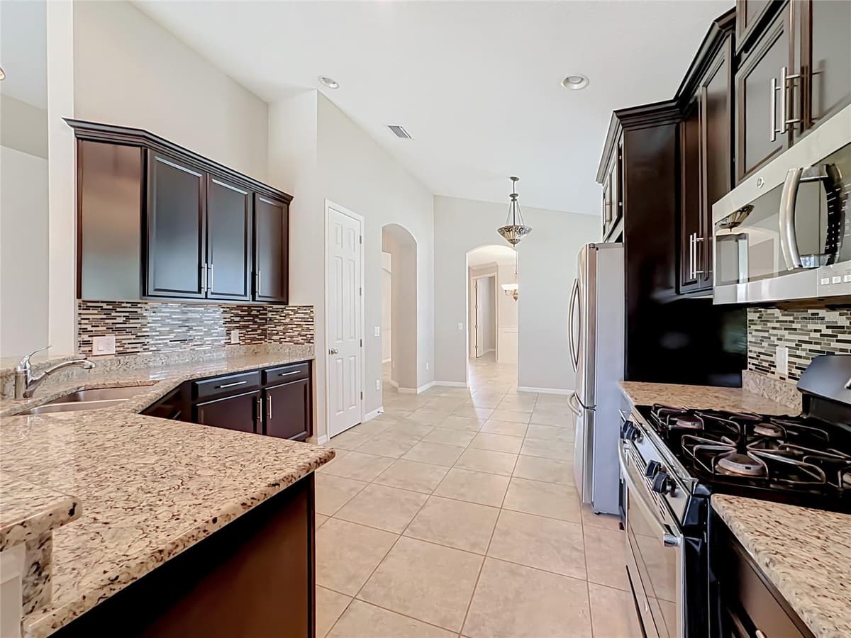 5766 MAYPOP CIR — photo 24 of 60