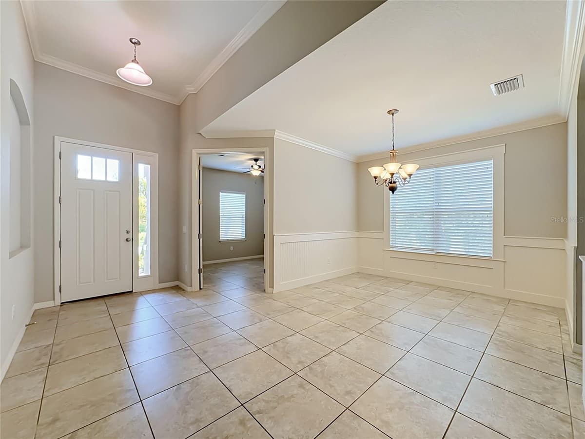 5766 MAYPOP CIR — photo 11 of 60